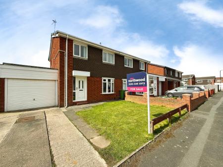 3 bedroom Semi-detached house for sale in Monkswood Square, Silksworth, Sunderland, SR3