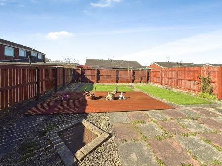 3 bedroom Semi-detached house for sale in Monkswood Square, Silksworth, Sunderland, SR3