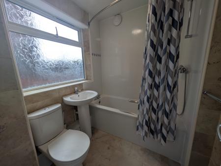 2 bedroom Ground floor flat to let in Brandling Street, Roker, Sunderland, SR6