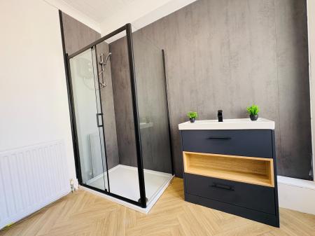 1 bedroom House of Multiple Occupation to let in Elmwood Street, Sunderland, SR2