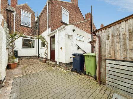 4 bedroom Terraced House for sale in Lorne Terrace, Sunderland, SR2