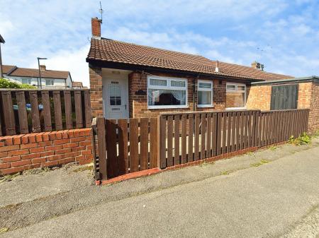2 bedroom Terraced bungalow for sale in Bethune Avenue, Seaham, SR7