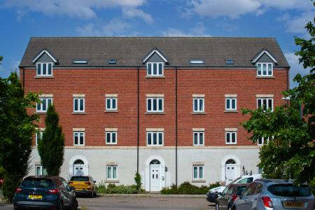 2 bedroom Apartment to let in Landfall Drive, South Tyneside, NE31