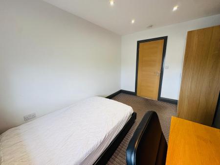 1 bedroom Flat to let in Roker Avenue, Sunderland, SR6