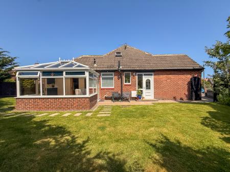 2 bedroom Semi-detached bungalow for sale in Longridge Square, Tunstall, Sunderland, SR2