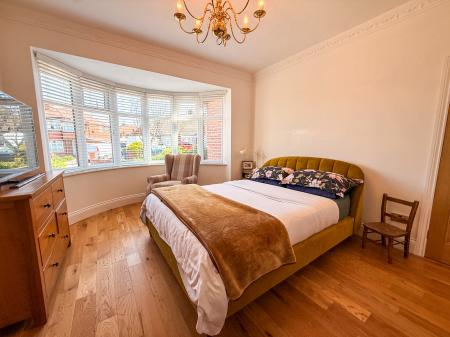 2 bedroom Semi-detached bungalow for sale in Longridge Square, Tunstall, Sunderland, SR2