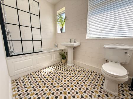 2 bedroom Semi-detached bungalow for sale in Longridge Square, Tunstall, Sunderland, SR2