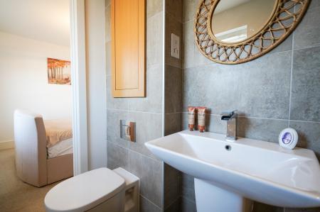 3 bedroom Flat for sale in Sternboro Park, Penshaw, Houghton le Spring, DH4