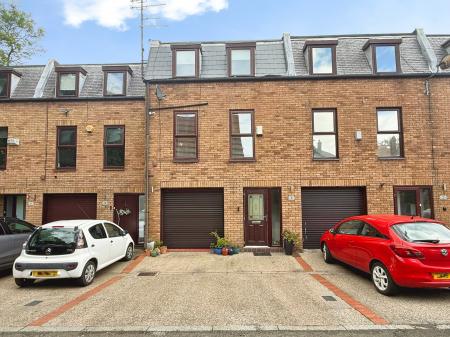 3 bedroom Terraced House for sale in Bennett Court, Sunderland, SR2