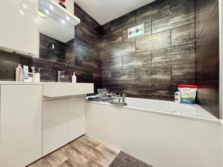 3 bedroom Terraced House for sale in Bennett Court, Sunderland, SR2