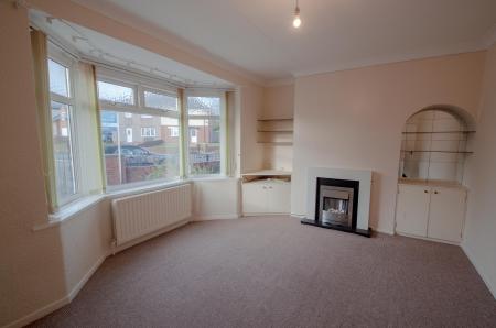3 bedroom Semi-detached house to let in Belsfield Gardens, Jarrow, NE32