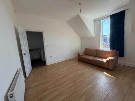2 bedroom Flat to let in Whitehall Terrace, Pallion, Sunderland, SR4