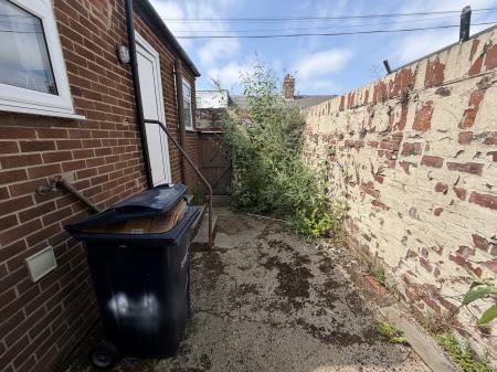 3 bedroom Terraced House to let in Lime Street, Sunderland, SR4