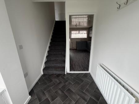 3 bedroom End of terrace house to let in Caxton Walk, South Shields, NE34