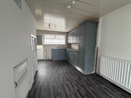 3 bedroom End of terrace house to let in Caxton Walk, South Shields, NE34