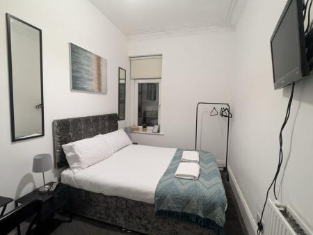 4 bedroom Maisonette for sale in Stanhope Road, South Shields, NE33