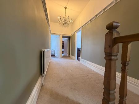 3 bedroom Flat to let in Maureen Terrace, Seaham, SR7