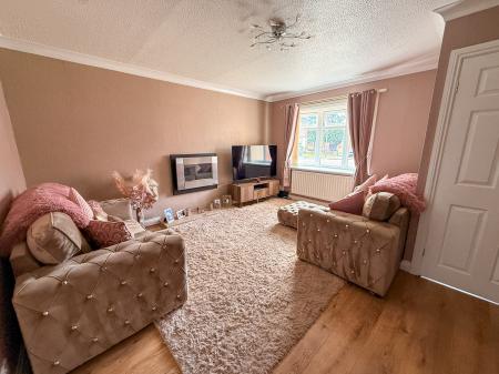 5 bedroom Detached house for sale in The Cheyne, Sunderland, SR3