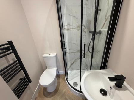 1 bedroom House share to let in Claremont Avenue South, Bensham, Gateshead, NE8