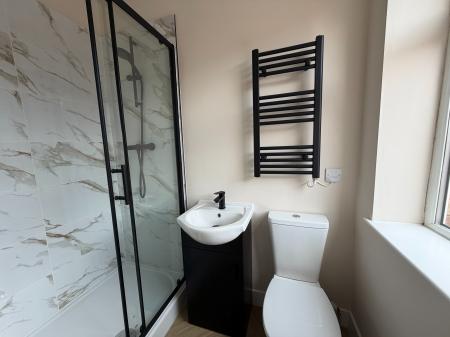 1 bedroom House share to let in Claremont Avenue South, Bensham, Gateshead, NE8