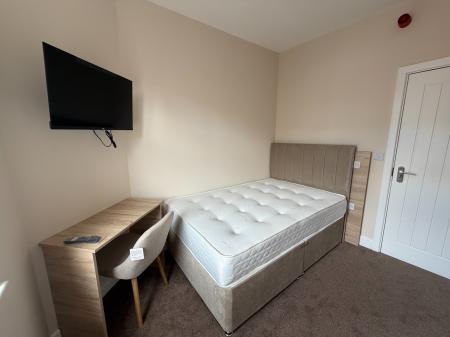 1 bedroom House share to let in Claremont Avenue South, Bensham, Gateshead, NE8