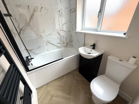 1 bedroom House share to let in Claremont Avenue South, Bensham, Gateshead, NE8