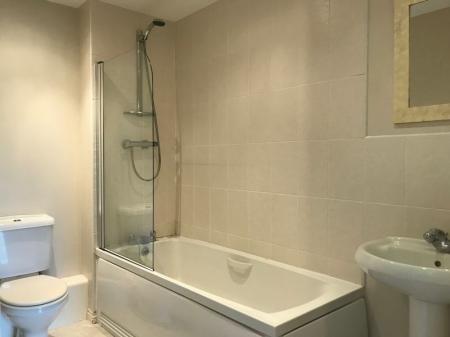 2 bedroom Apartment to let in North Street, Jarrow, NE32