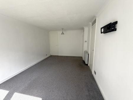 1 bedroom Flat to let in Lofthill, Sunderland, SR3