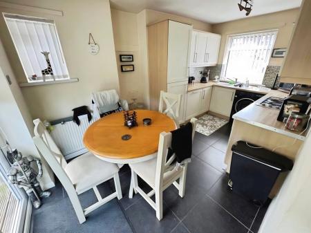 2 bedroom Semi-detached house for sale in Meadow Street, Houghton Le Spring, DH5