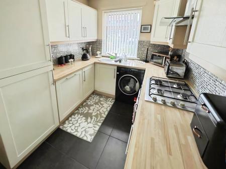 2 bedroom Semi-detached house for sale in Meadow Street, Houghton Le Spring, DH5