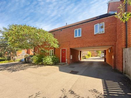 1 bedroom Flat for sale in Troilus Gardens, Hebburn, NE31