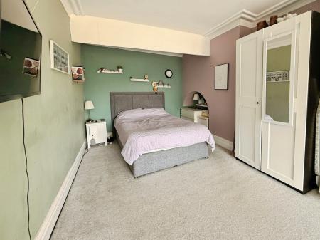 5 bedroom Terraced House for sale in Grey Terrace, Sunderland, SR2