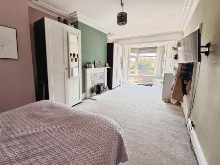 5 bedroom Terraced House for sale in Grey Terrace, Sunderland, SR2