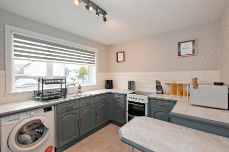2 bedroom Semi-detached house for sale in 11 Greenbrae Walk, Bridge of Don, Aberdeen, AB23