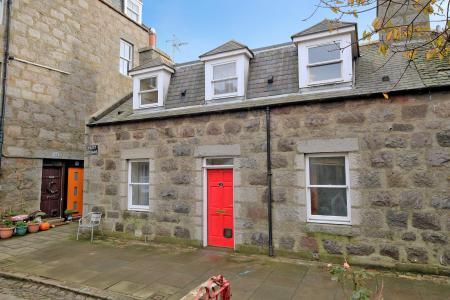 2 bedroom End of terrace house for sale in 13 Pilot Square, Footdee, Aberdeen, AB11