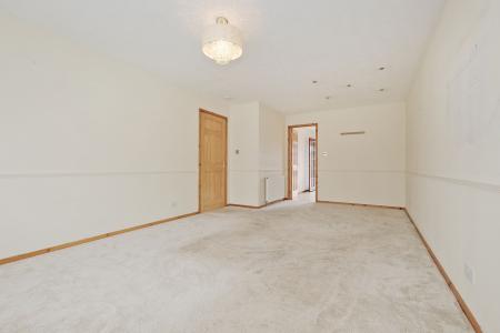 3 bedroom Semi-detached bungalow for sale in 15 Broomfield Park, Portlethen, AB12