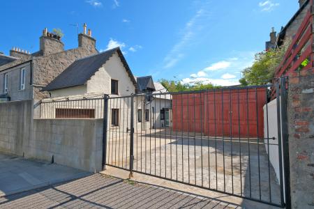 3 bedroom Detached house for sale in 16 Bedford Road, Kittybrewster, Aberdeen, AB24