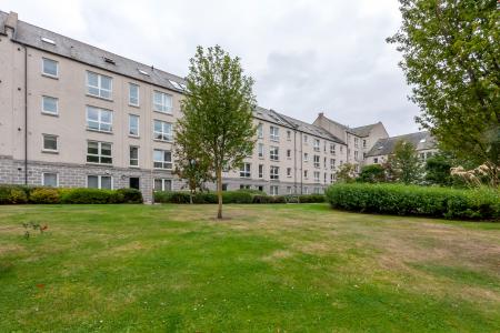 2 bedroom Flat for sale in 19 Dee Village, The City Centre, Aberdeen, AB11
