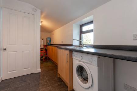 3 bedroom Flat for sale in 21 Leslie Road, Hilton, Aberdeen, AB24