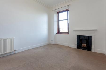 3 bedroom Flat for sale in 21 Leslie Road, Hilton, Aberdeen, AB24