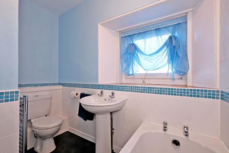 2 bedroom Flat for sale in 22A Loanhead Terrace, Rosemount, Aberdeen, AB25