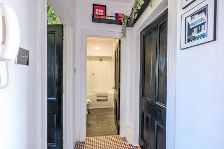 1 bedroom Flat for sale in 274 Hardgate, The City Centre, Aberdeen, AB10