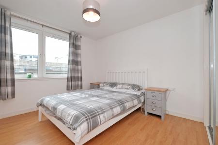 2 bedroom Flat for sale in Millburn Street, The City Centre, Aberdeen, AB11