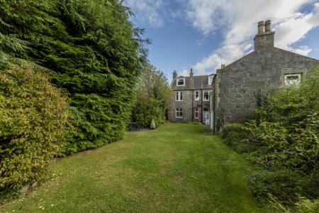 4 bedroom Flat for sale in 364 North Deeside Road, Cults, Aberdeen, AB15