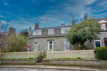 3 bedroom Flat for sale in 415 Clifton Road, Hilton, Aberdeen, AB24