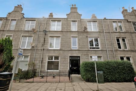 1 bedroom Flat for sale in 52 Mid Stocket Road, Rosemount, Aberdeen, AB15