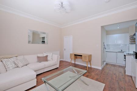1 bedroom Flat for sale in 561 Great Western Road, Mannofield, Aberdeen, AB10