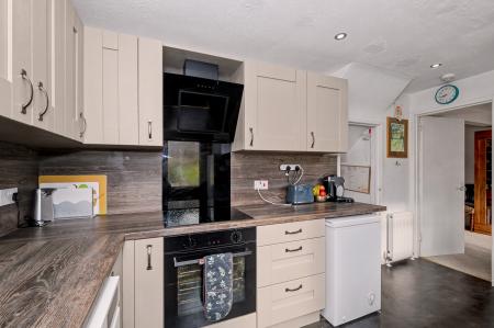 2 bedroom End of terrace house for sale in Kendal Green, Kemnay, AB51