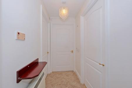 2 bedroom Flat for sale in The Rowans, Cults, Aberdeen, AB15