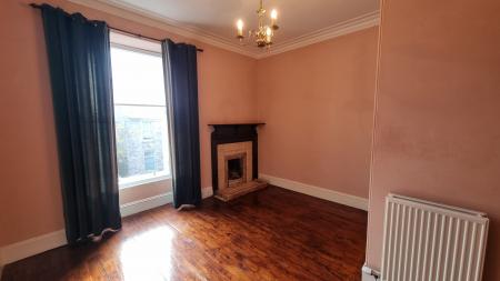 3 bedroom Flat to let in Bonnymuir Place, Midstocket, Aberdeen, AB15